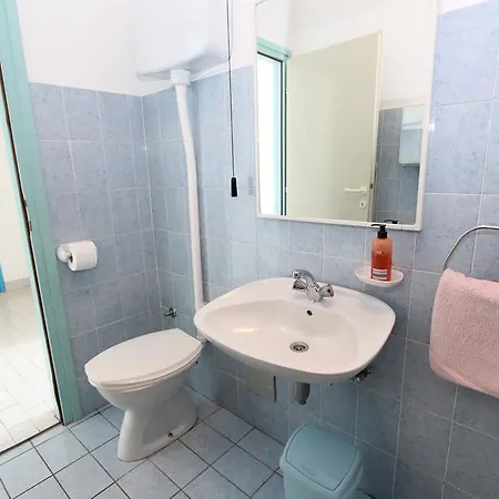 Apartment Nives *